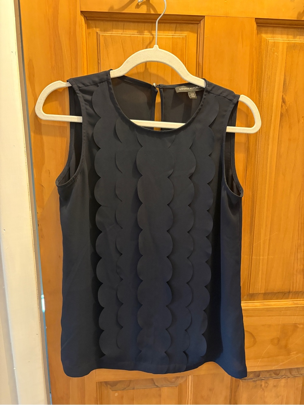 Banana Republic Navy Scallop-Front Sleeveless Blouse